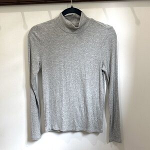 American Eagle Ribbed Long Sleeve T-Shirt